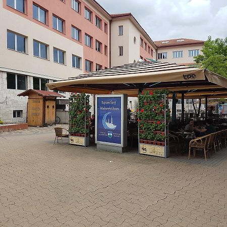 BihaćRoses公寓 外观 照片